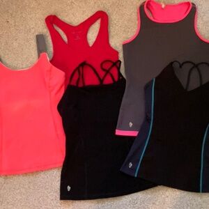 Set of 5 workout tops (Ellie Active)